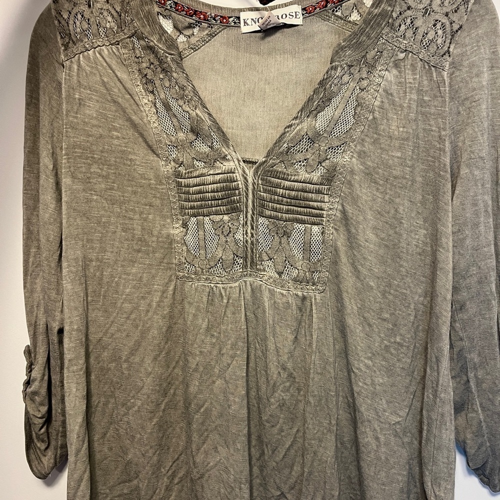 Knox Rose NWT Stonewash Grey Peasant Top Sz XS - Picture 7 of 8